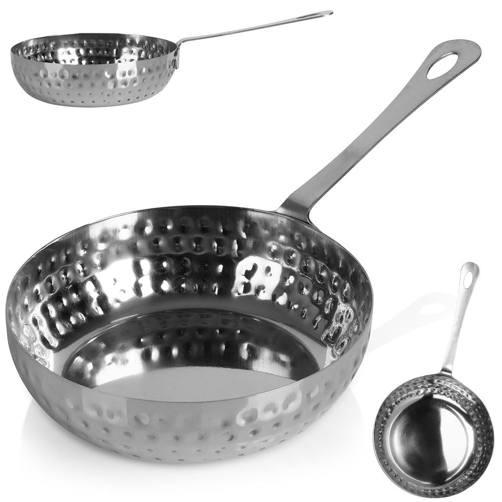 Elegant Serving Bowl in Stainless Steel for All Occasions