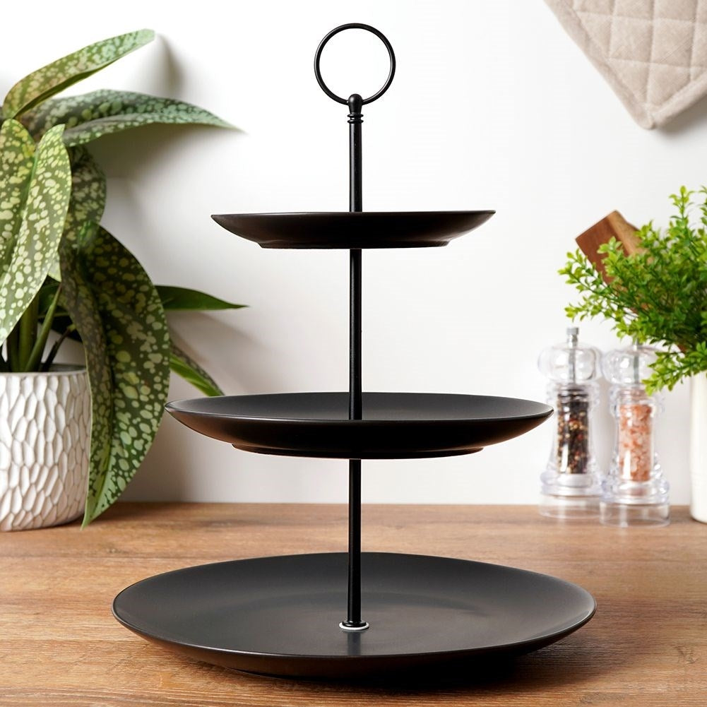 Elegant Three-Tier Cake Tray in Black Porcelain