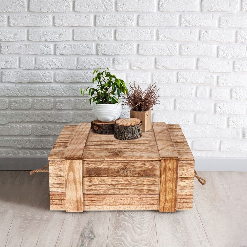 Elegant and light storage box made of paulownia wood