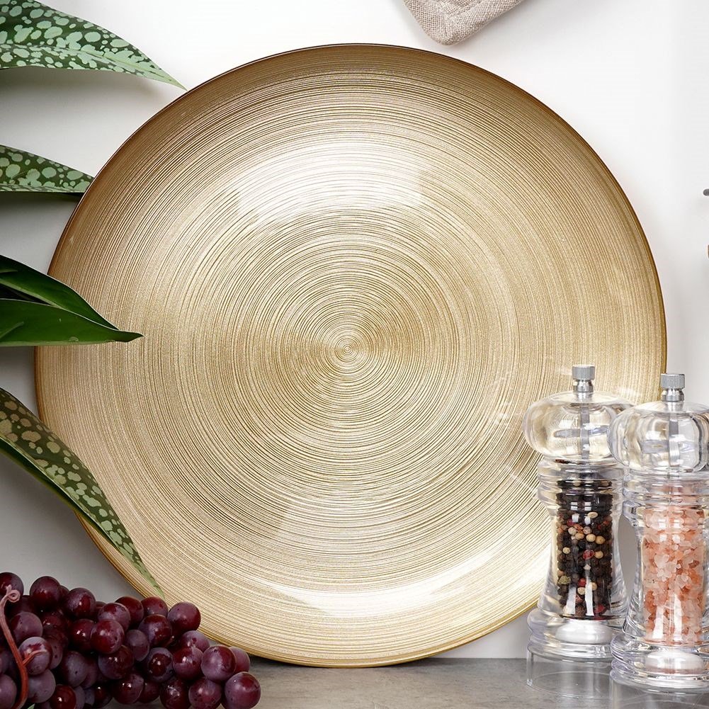 Elegant golden glass dish for meals and snacks
