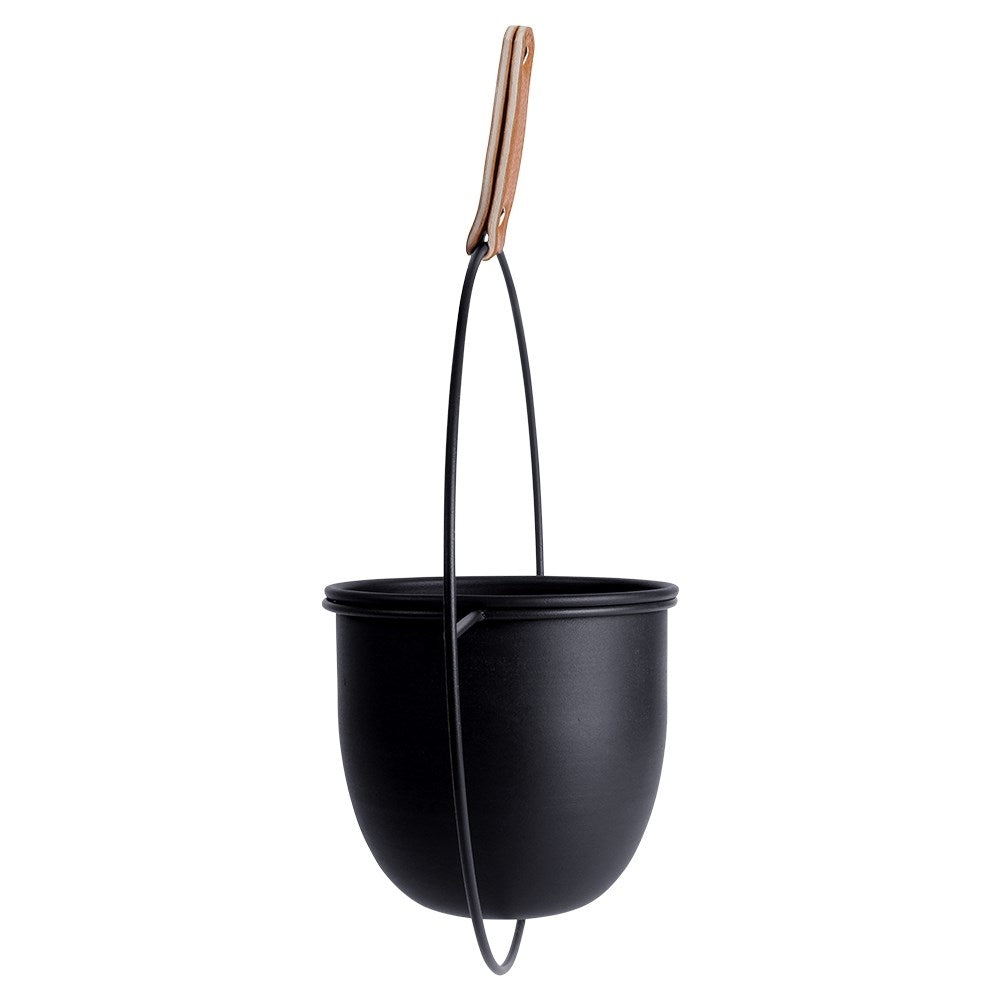 Elegant hanging pot in black metal with leather strap for indoors
