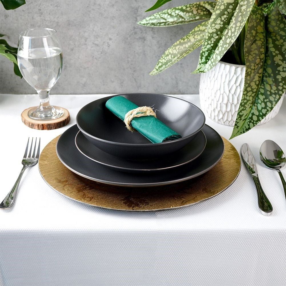 Elegant place mat 33 cm in golden color with flower motif