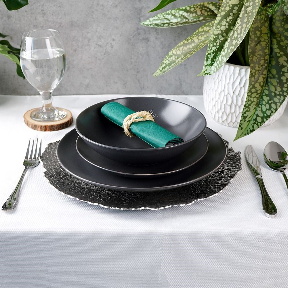 Elegant place mat 33 cm in silver colored plastic