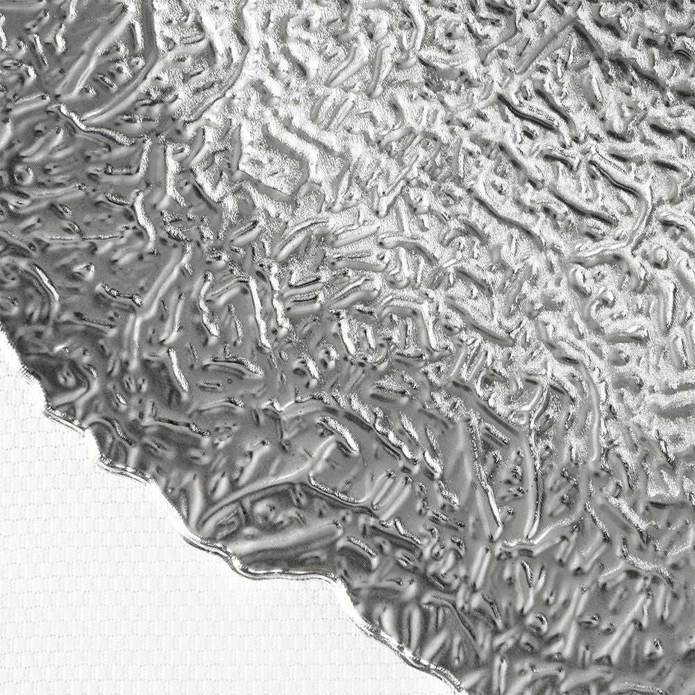 Elegant place mat 33 cm in silver colored plastic