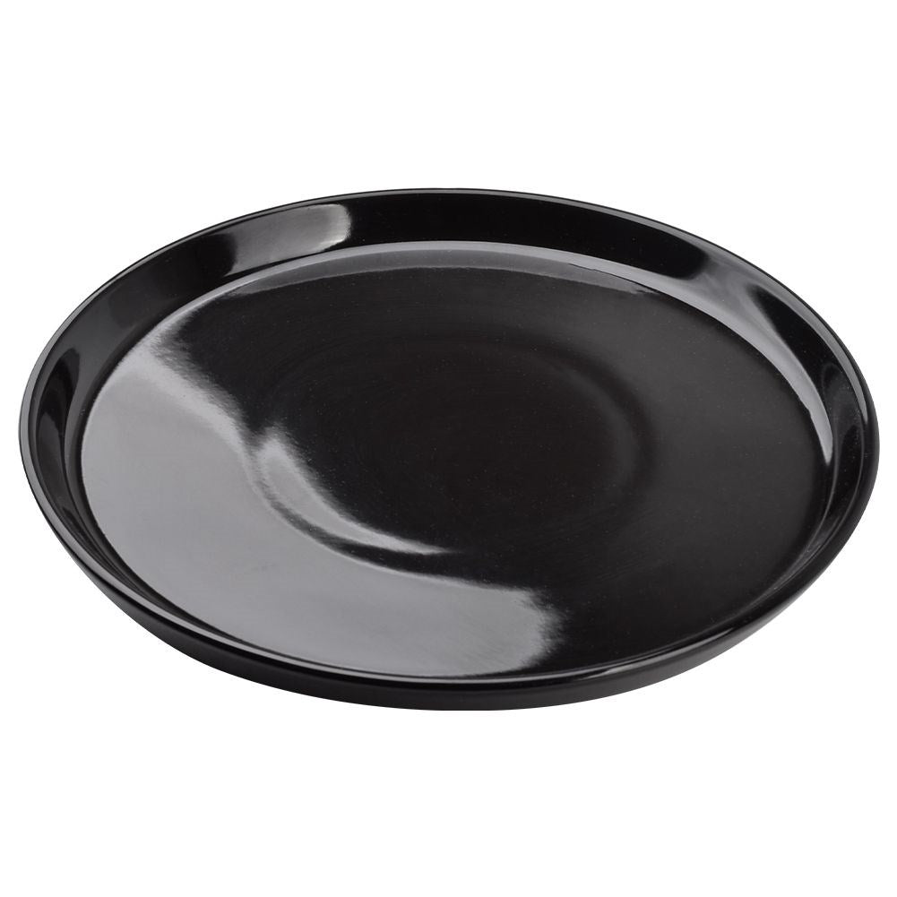 Elegant porcelain plate 24 cm - Style and functionality