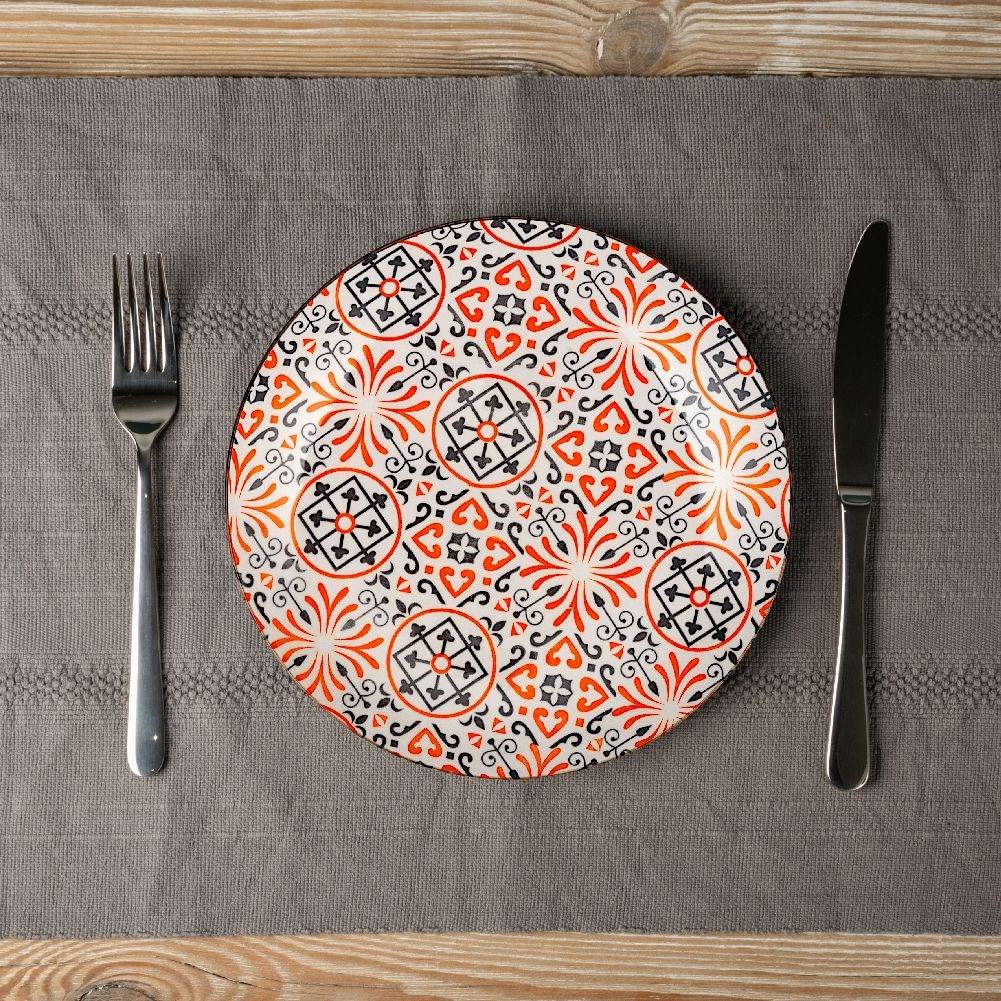 Elegant porcelain tableware for microwave and dishwasher
