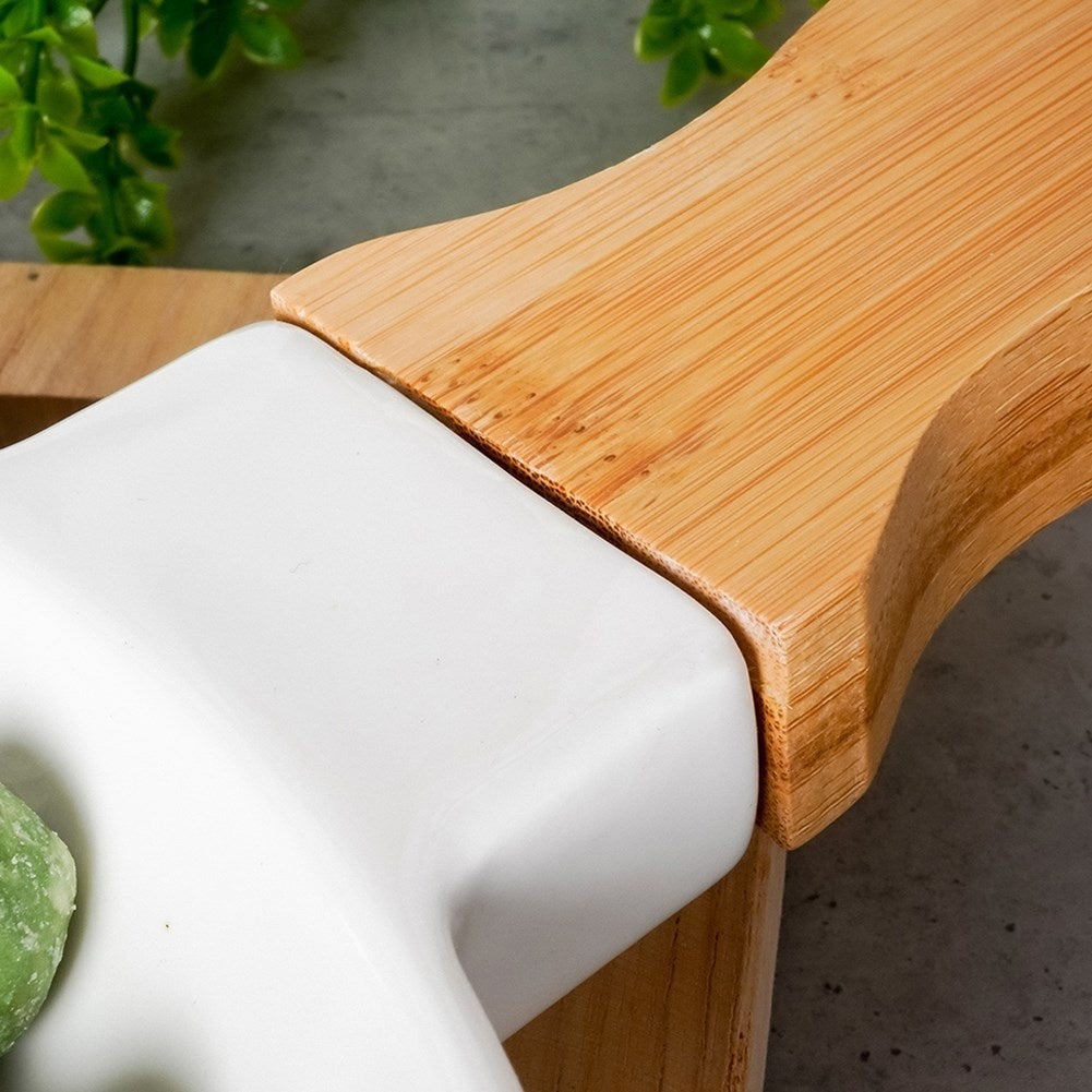 Elegant serving dish with handles in porcelain and bamboo