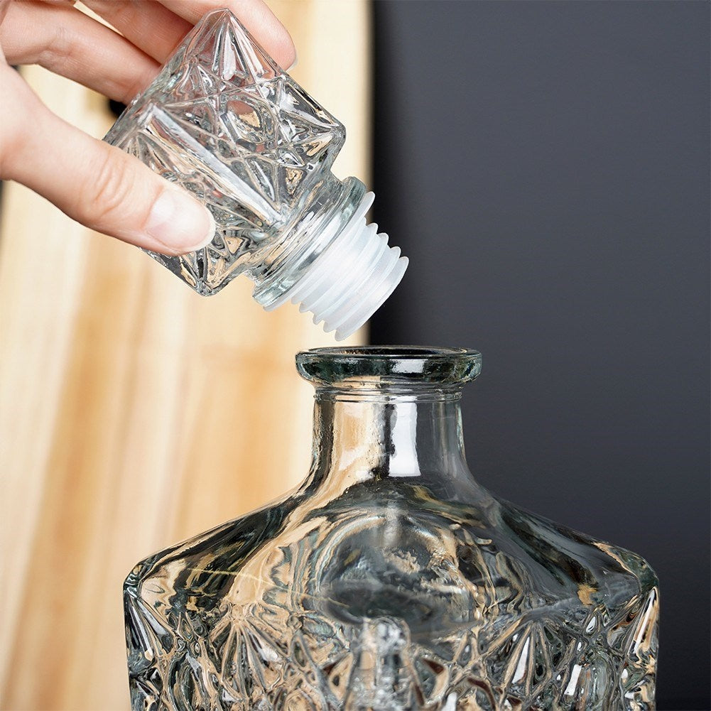 Elegant square carafe with cork for drinks