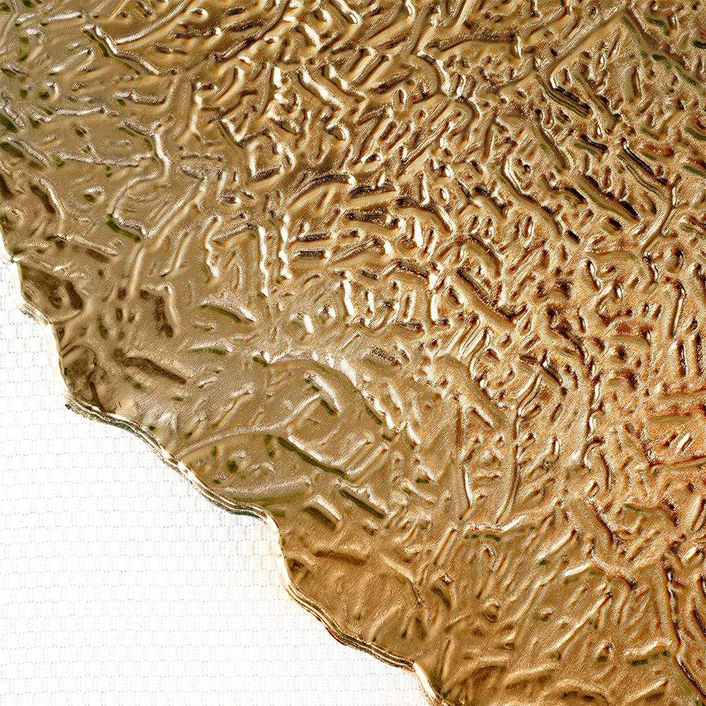 Elegant table mat in gold, 33 cm, high quality material