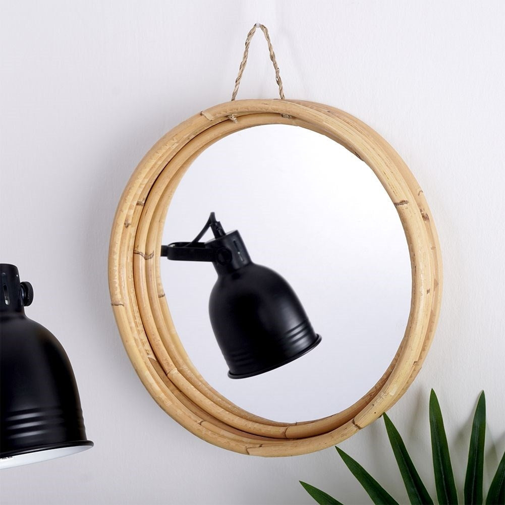 Elegant wall mirror 30 cm with stylish rattan frame