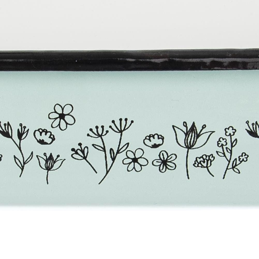 Enameled baking dish with handle, perfect for gratins