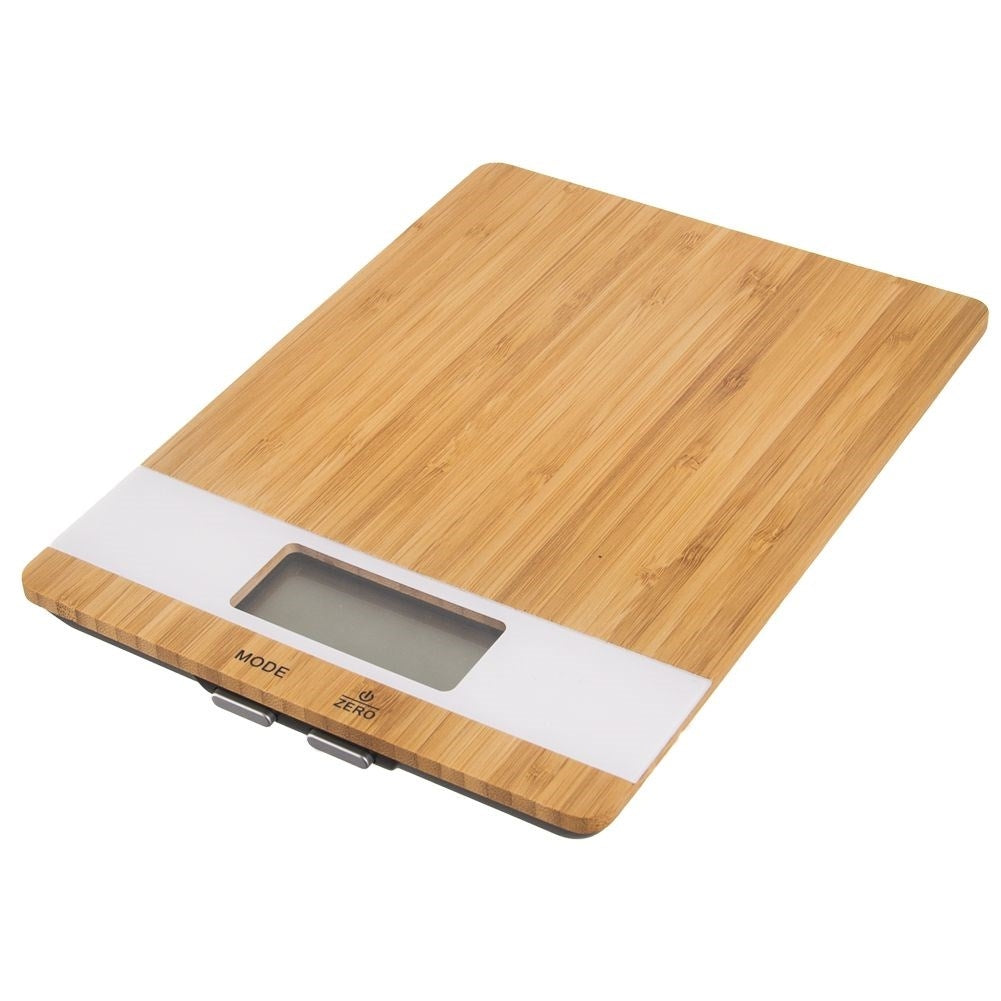 Exact kitchen scale in bamboo for precise measurement of food