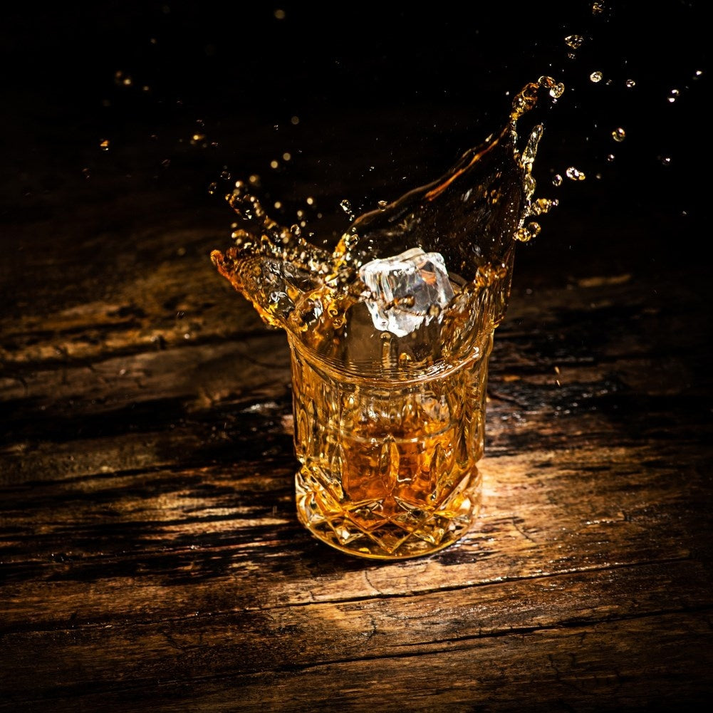 Exclusive set: 4 glasses & carafe for whiskey, cognac, brandy