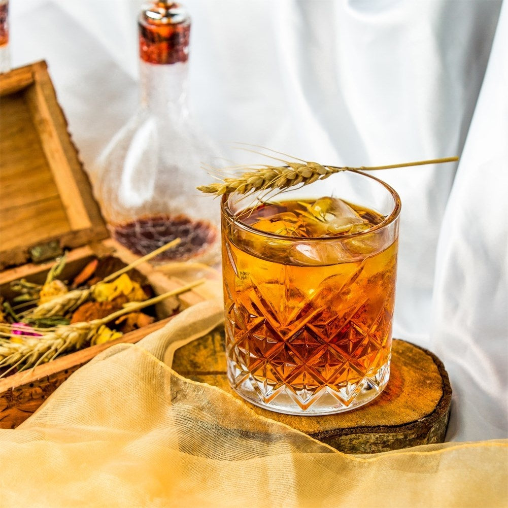 Exclusive set: 4 glasses & carafe for whiskey, cognac, brandy