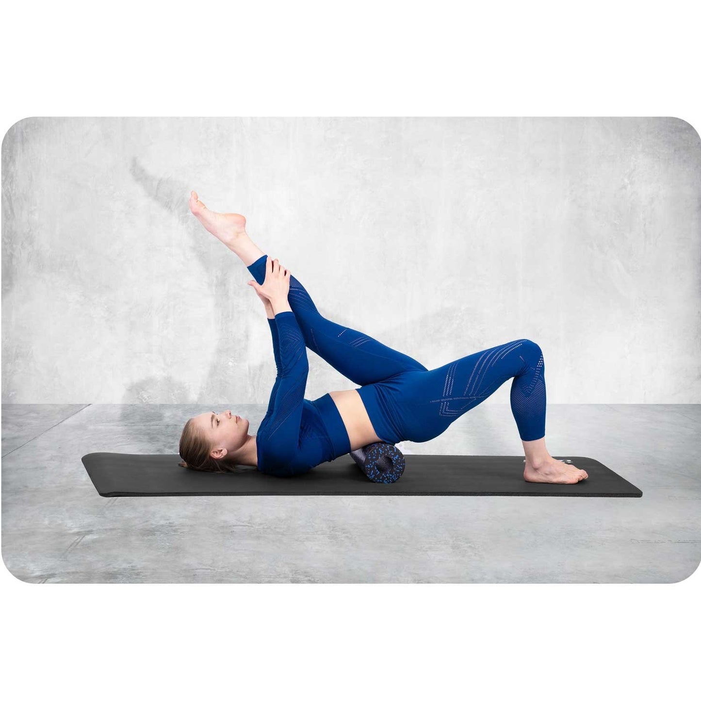 Exercise roller 33x14cm NS-954 black and blue