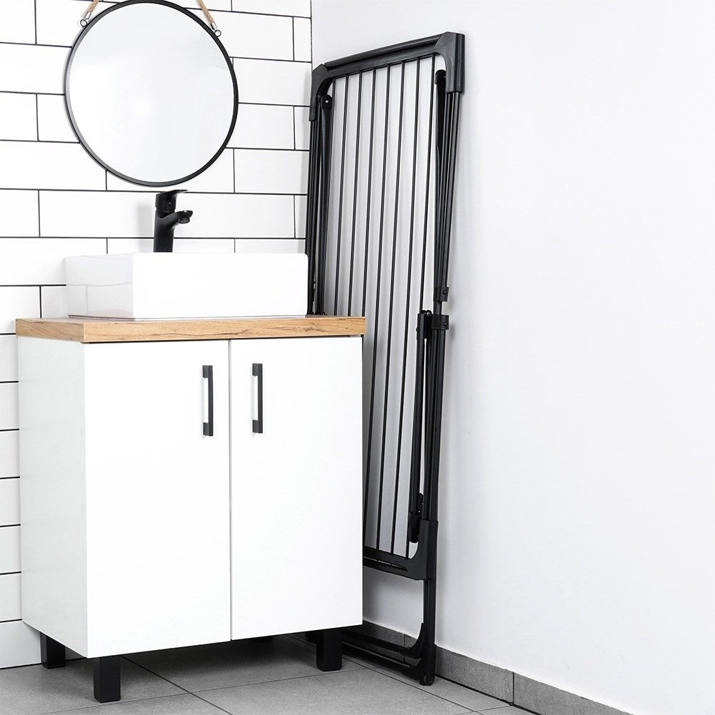 Extendable drying rack for indoor and outdoor use