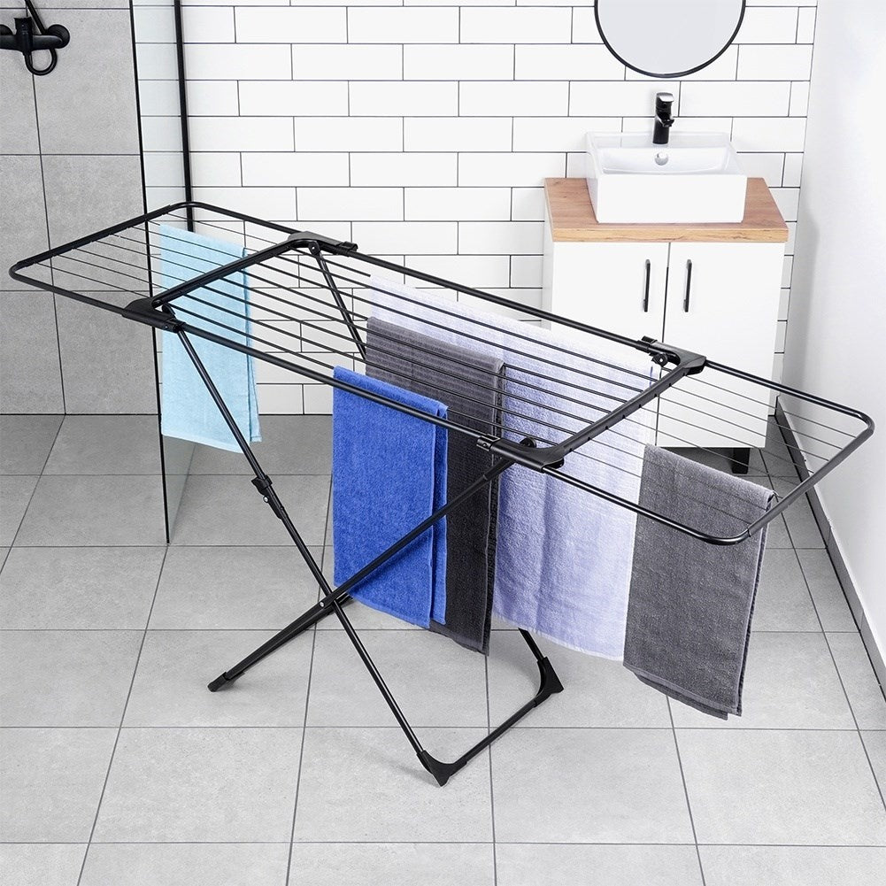 Extendable drying rack for indoor and outdoor use