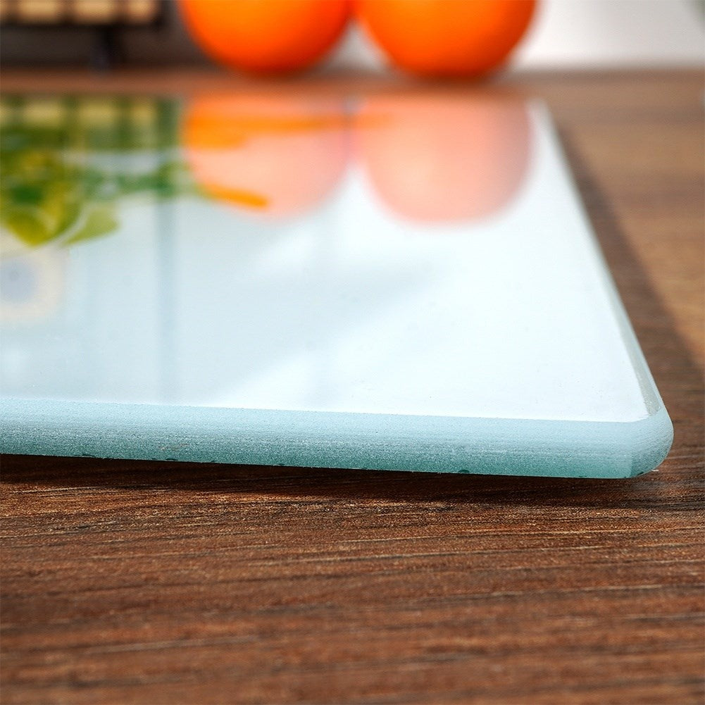 Extra workspace: Set of two cutting boards for the kitchen