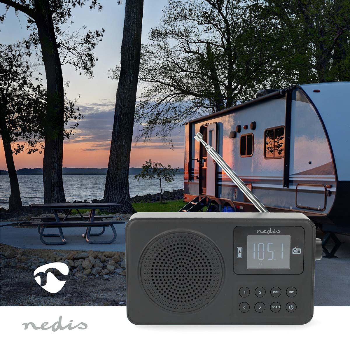 FM Radio | Portable Design | FM | Accu Powered / USB Powered | Digital | 2 W | Screen size: 1.77 " | Black White Screen | Bluetooth® | Headphone output | Alarm clock | Black