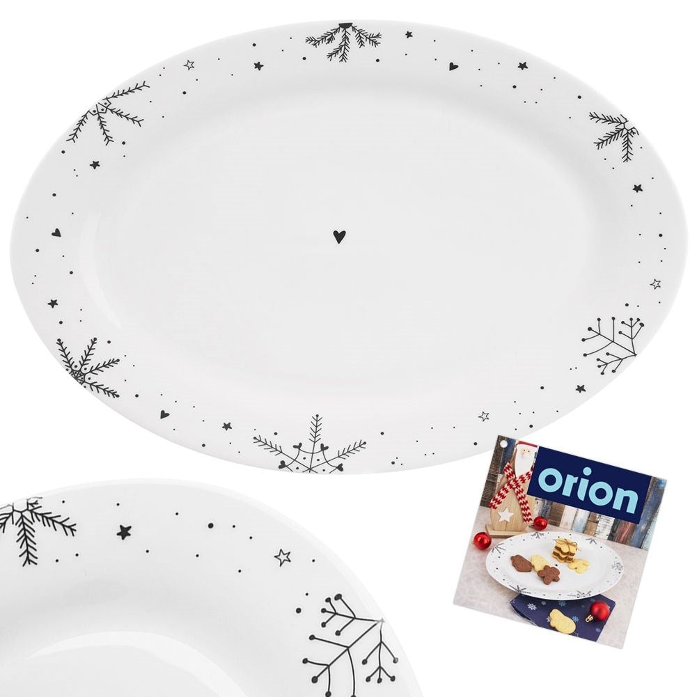 Festive oval plate in white porcelain with snowflake motif