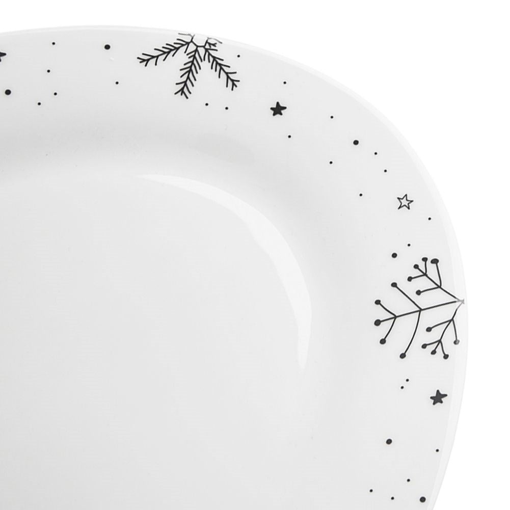 Festive oval plate in white porcelain with snowflake motif