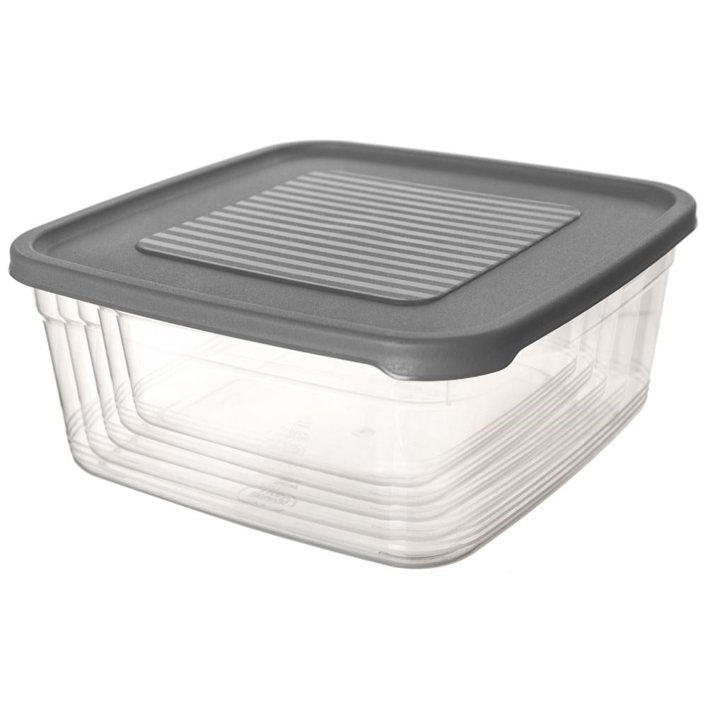 Five durable food boxes in different sizes for all food storage