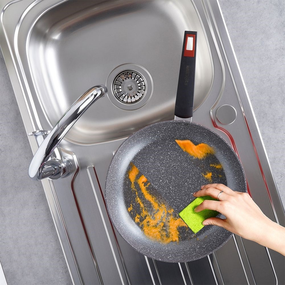 Five-layer frying pan with non-stick granite coating