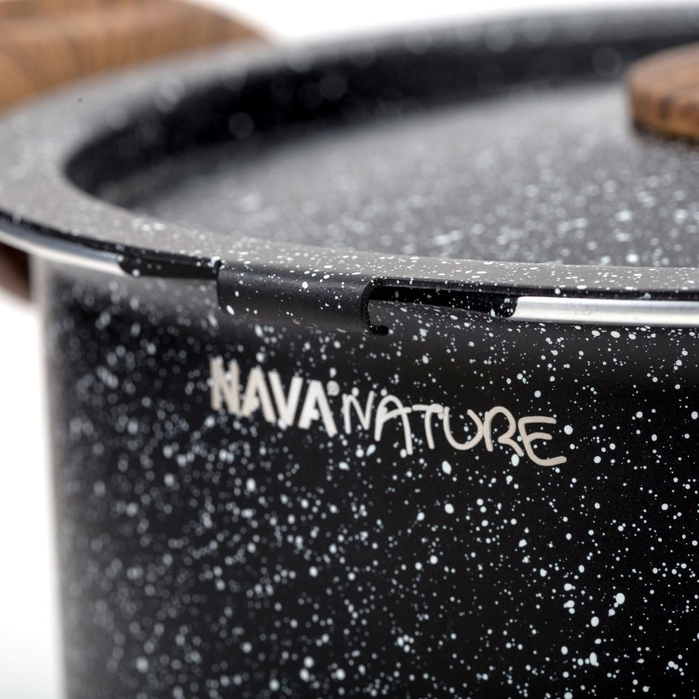 Five-layer non-stick pot for all stoves, dishwasher safe