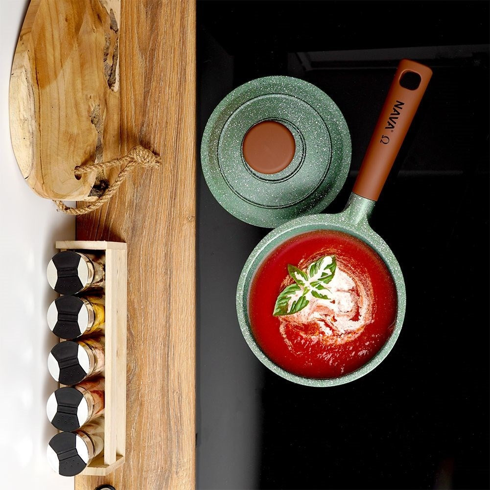 Five-layer non-stick round for all stoves, 1.5 litres
