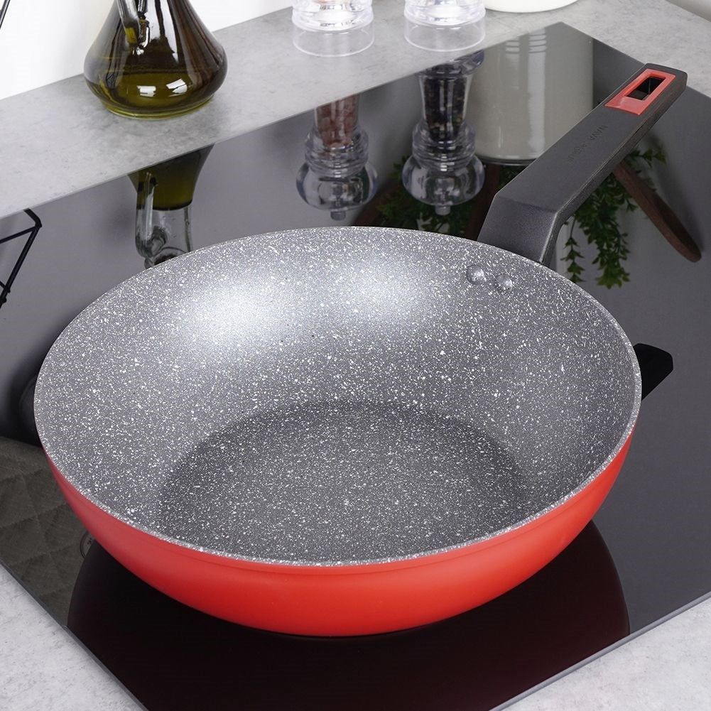 Five-layer wok with non-stick granite coating