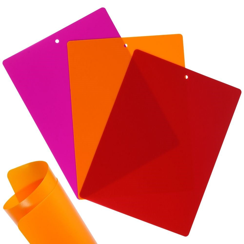 Flexible and durable cutting mats for easy cooking