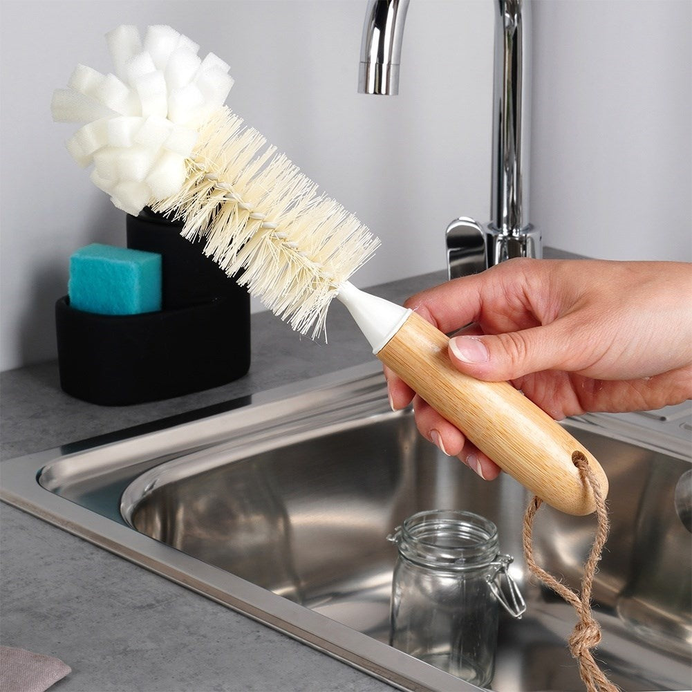 Flexible cleaning brush for bottle necks and baby bottles
