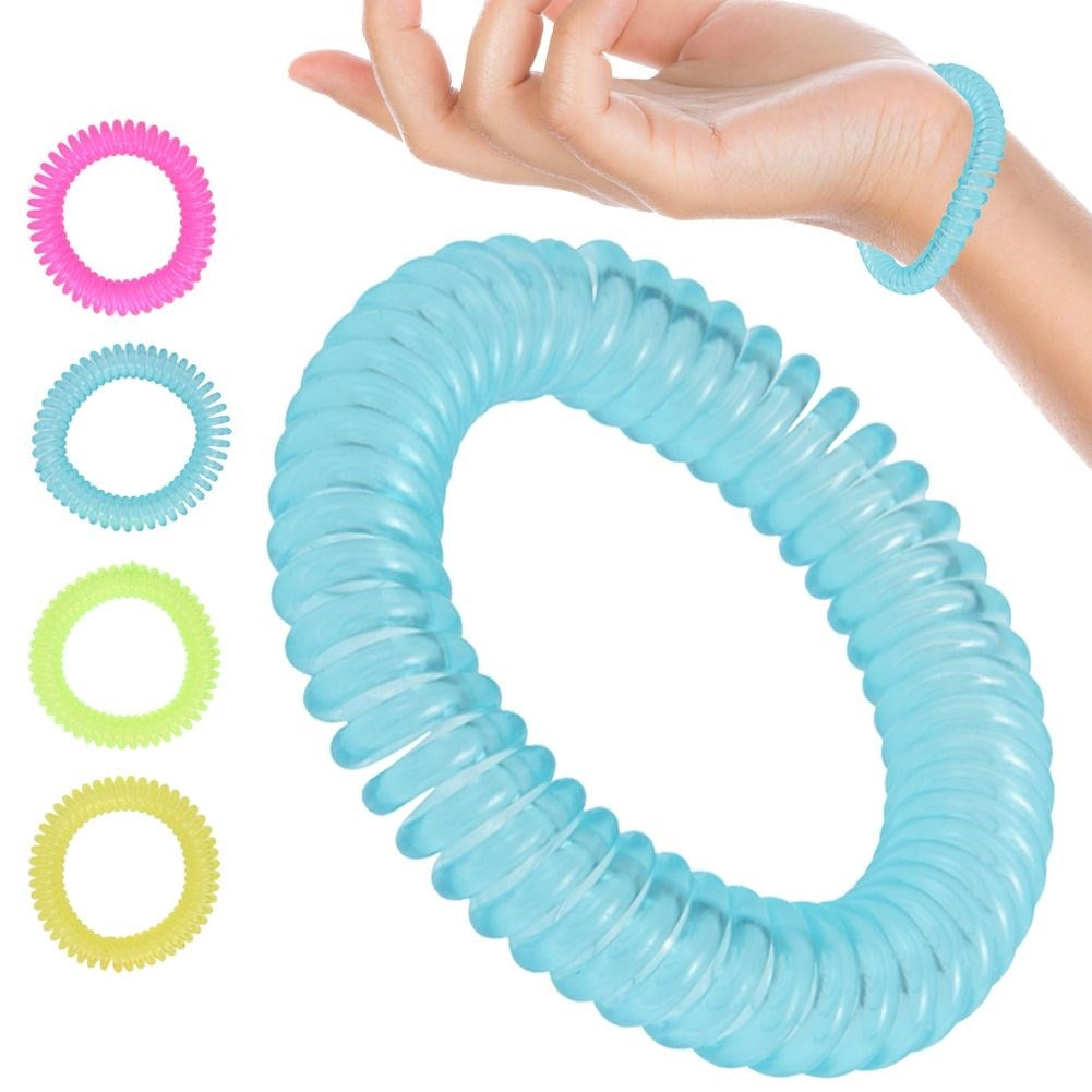 Flexible mosquito bracelet with citronella and pleasant lemon scent