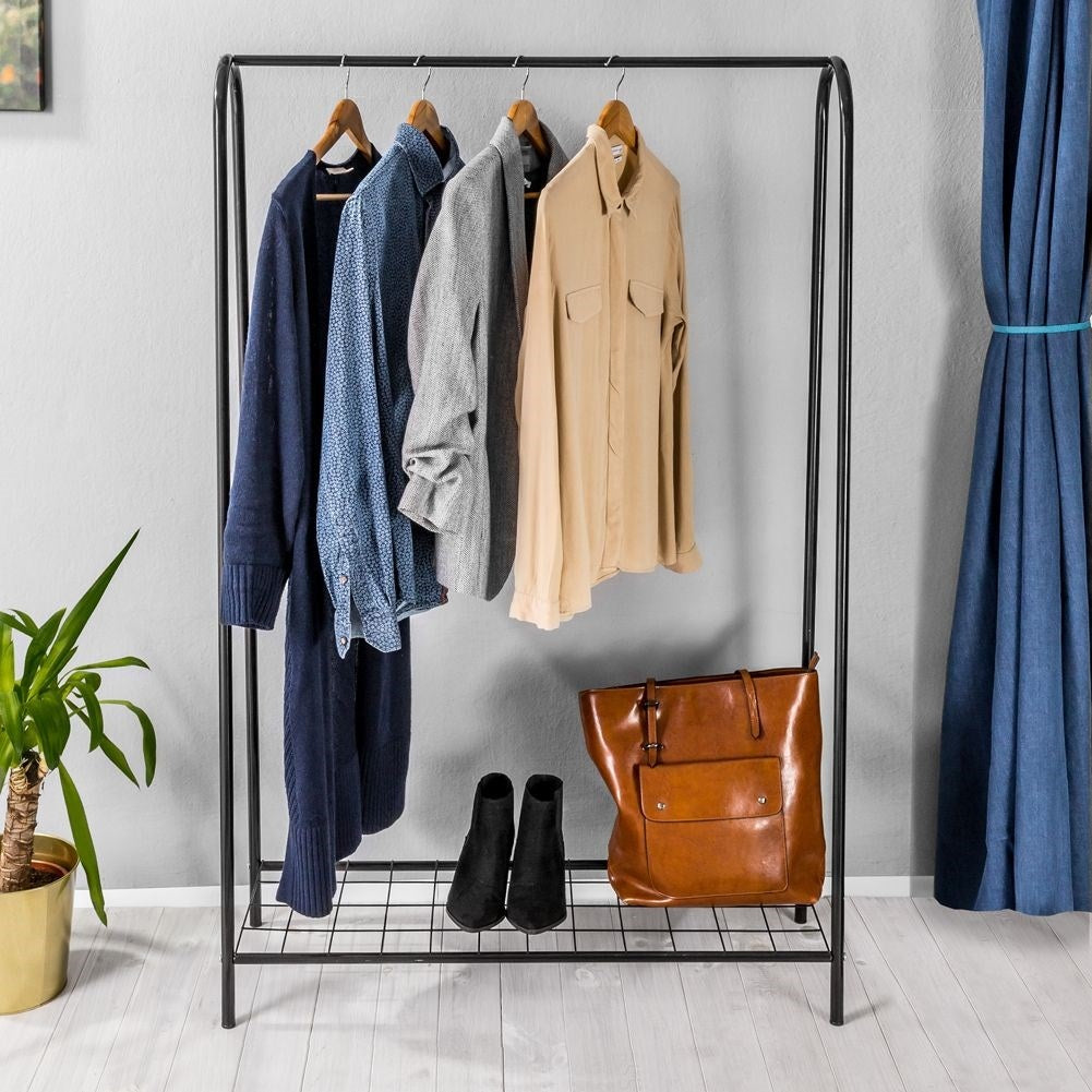 Floor hanger with shoe shelf in robust metal