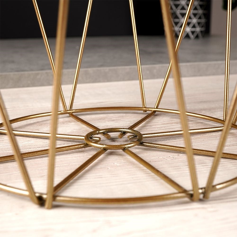Flower pot in basket shape, removable tray, gold, glamor style