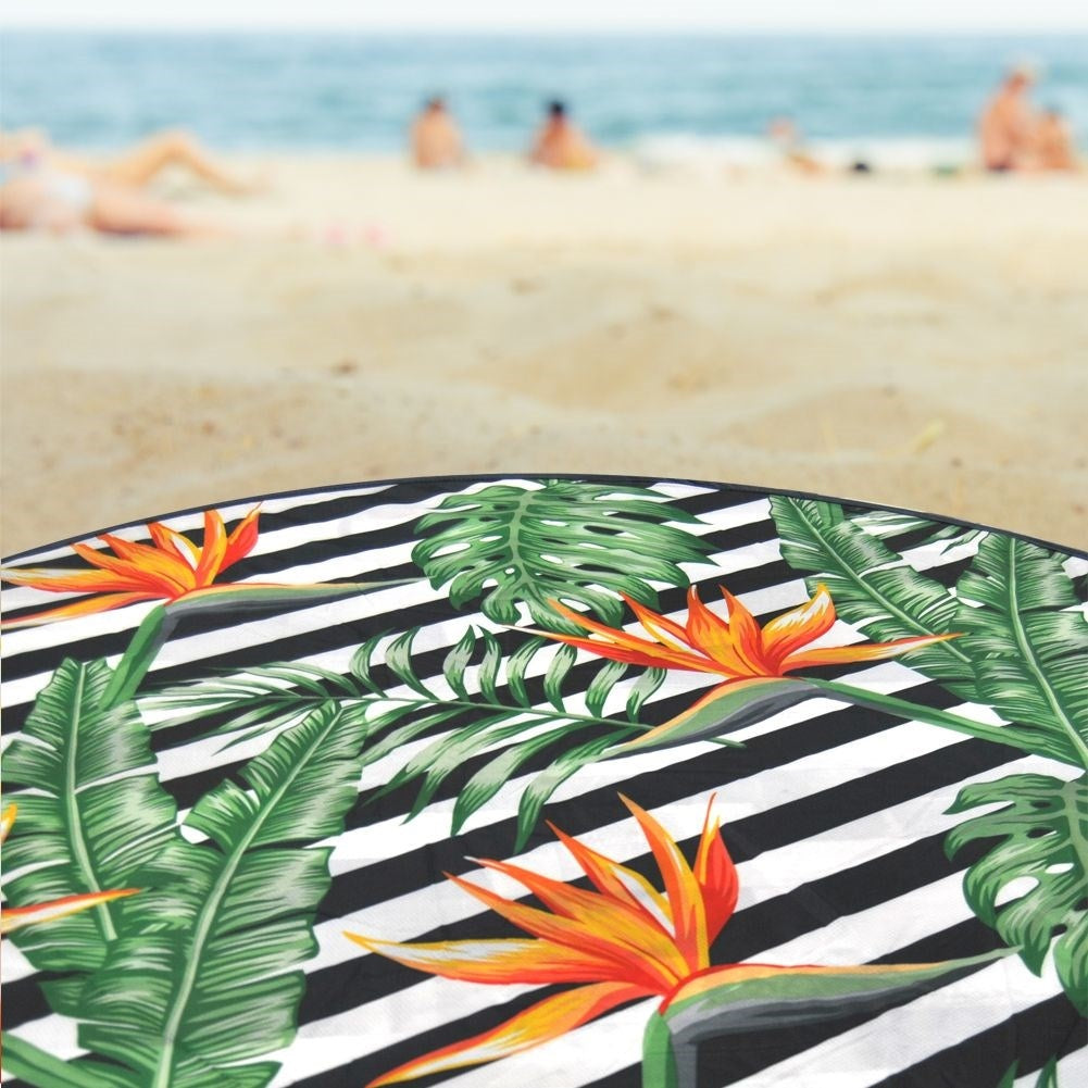 Foldable and Lightweight Mat for Beach and Picnic