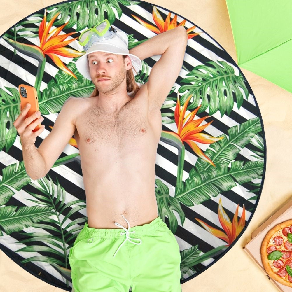Foldable and Lightweight Mat for Beach and Picnic