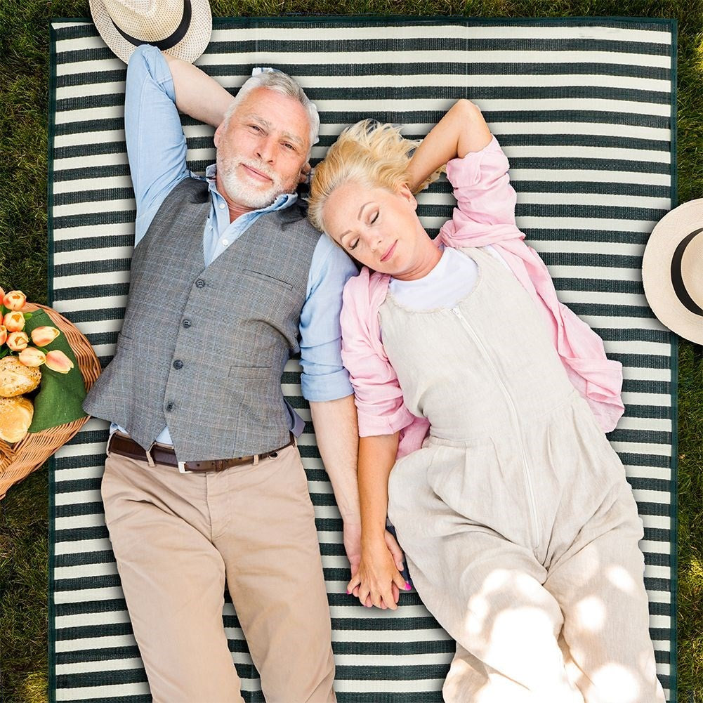 Foldable picnic mat: easy to carry and perfect for outings