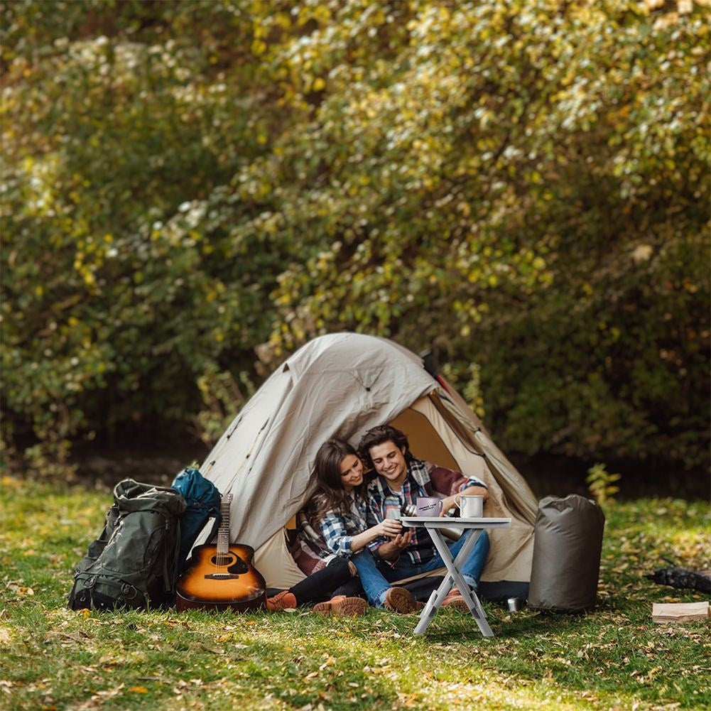 Folding camping table - weatherproof and space-saving