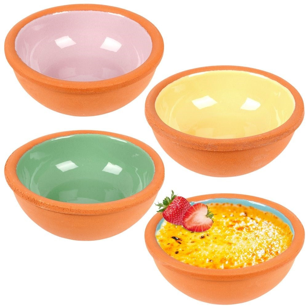 Four colorful stoneware baking tins for all dishes
