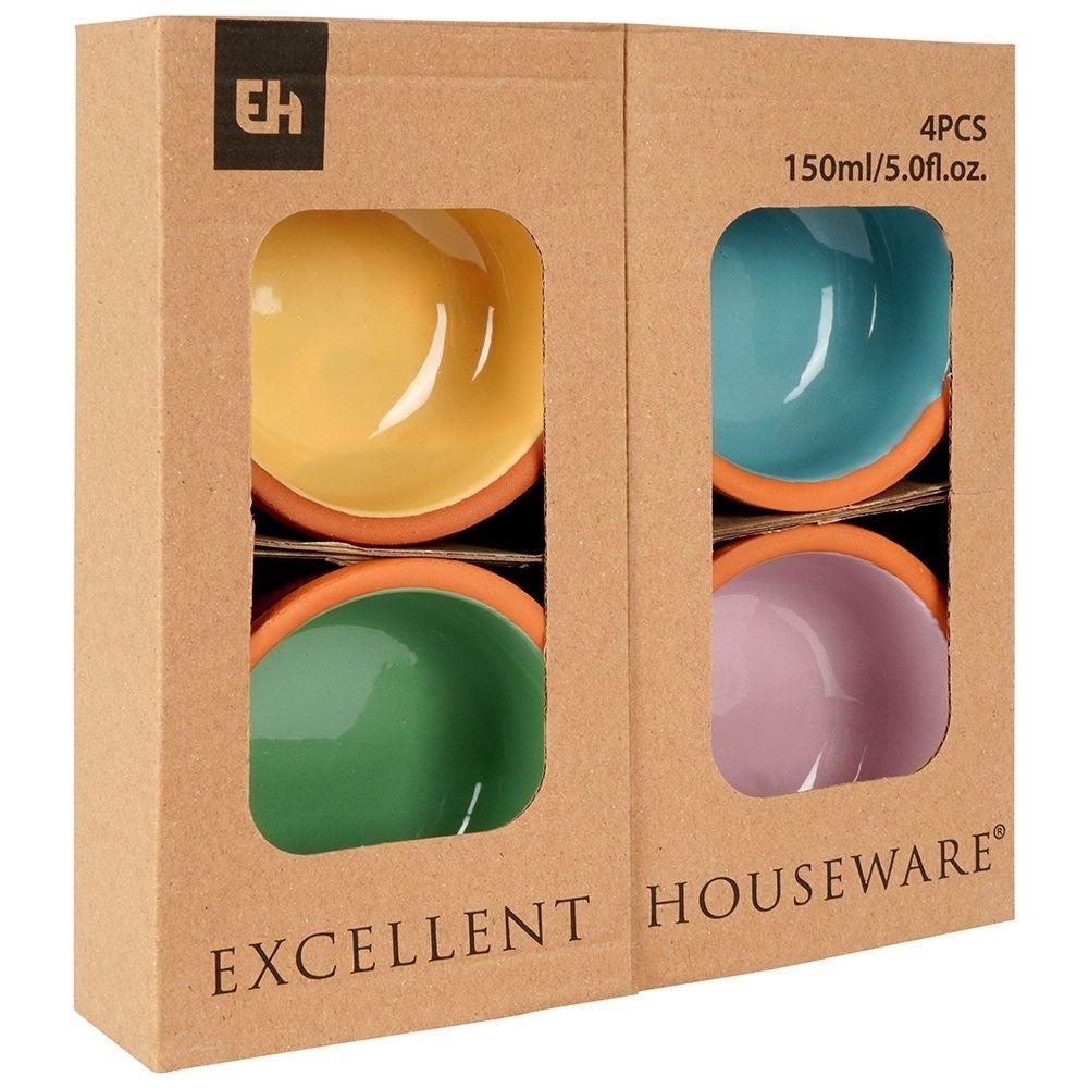 Four colorful stoneware baking tins for all dishes
