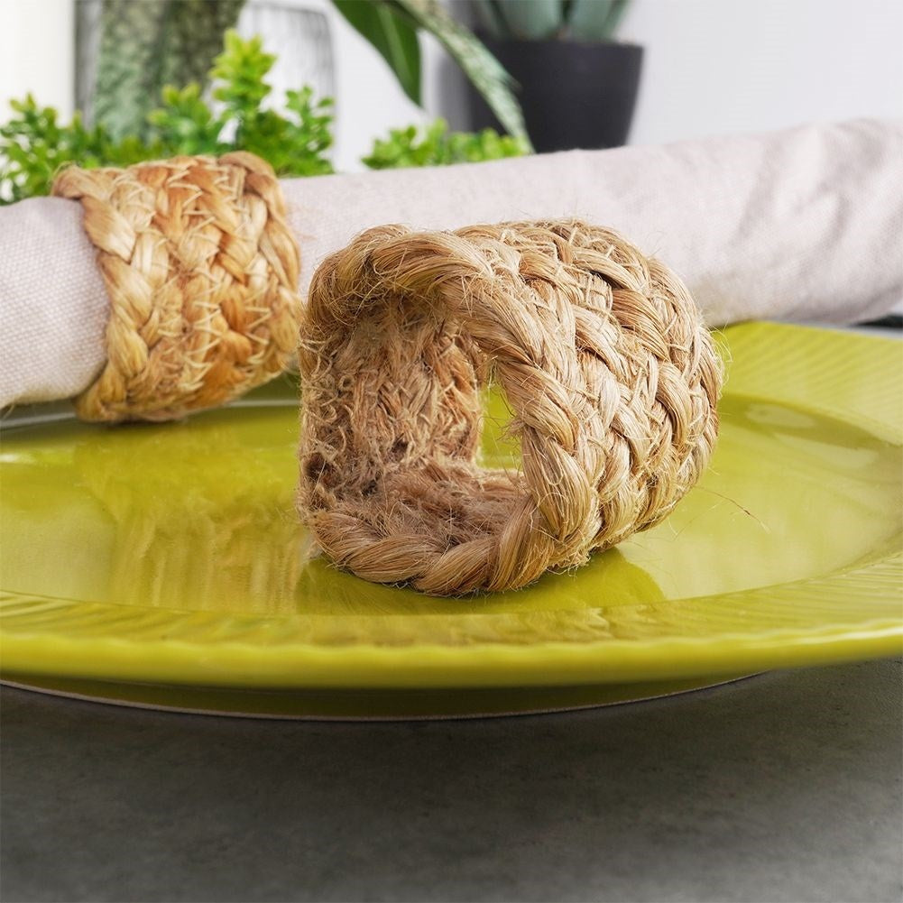 Four jute napkin rings, 4 cm diameter
