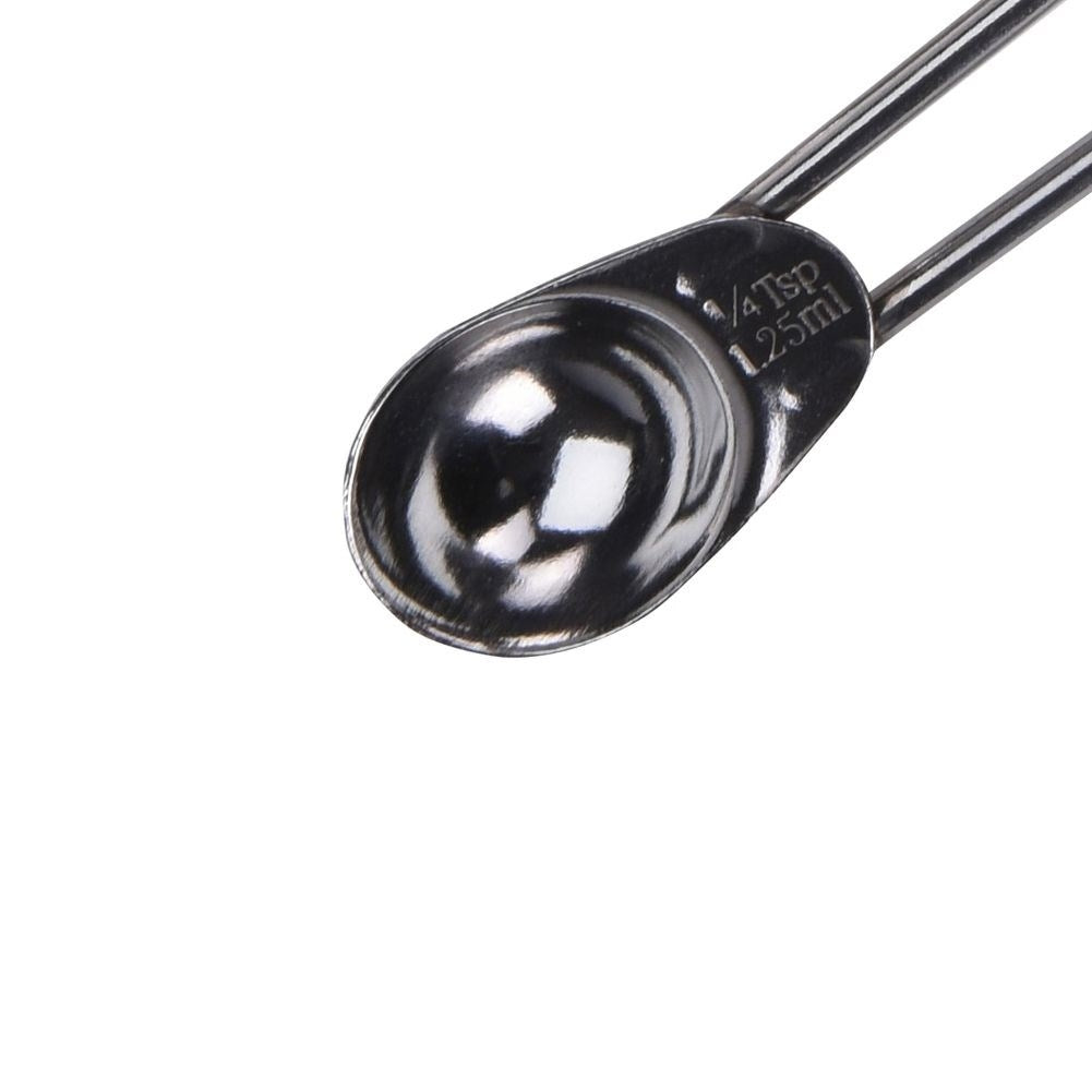 Four kitchen measures in stainless steel - indispensable kitchen tool