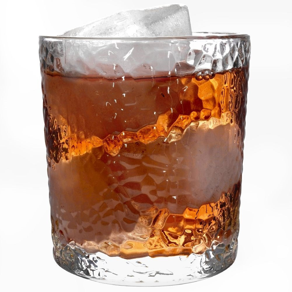 Four timeless glasses: thick glass, dishwasher safe