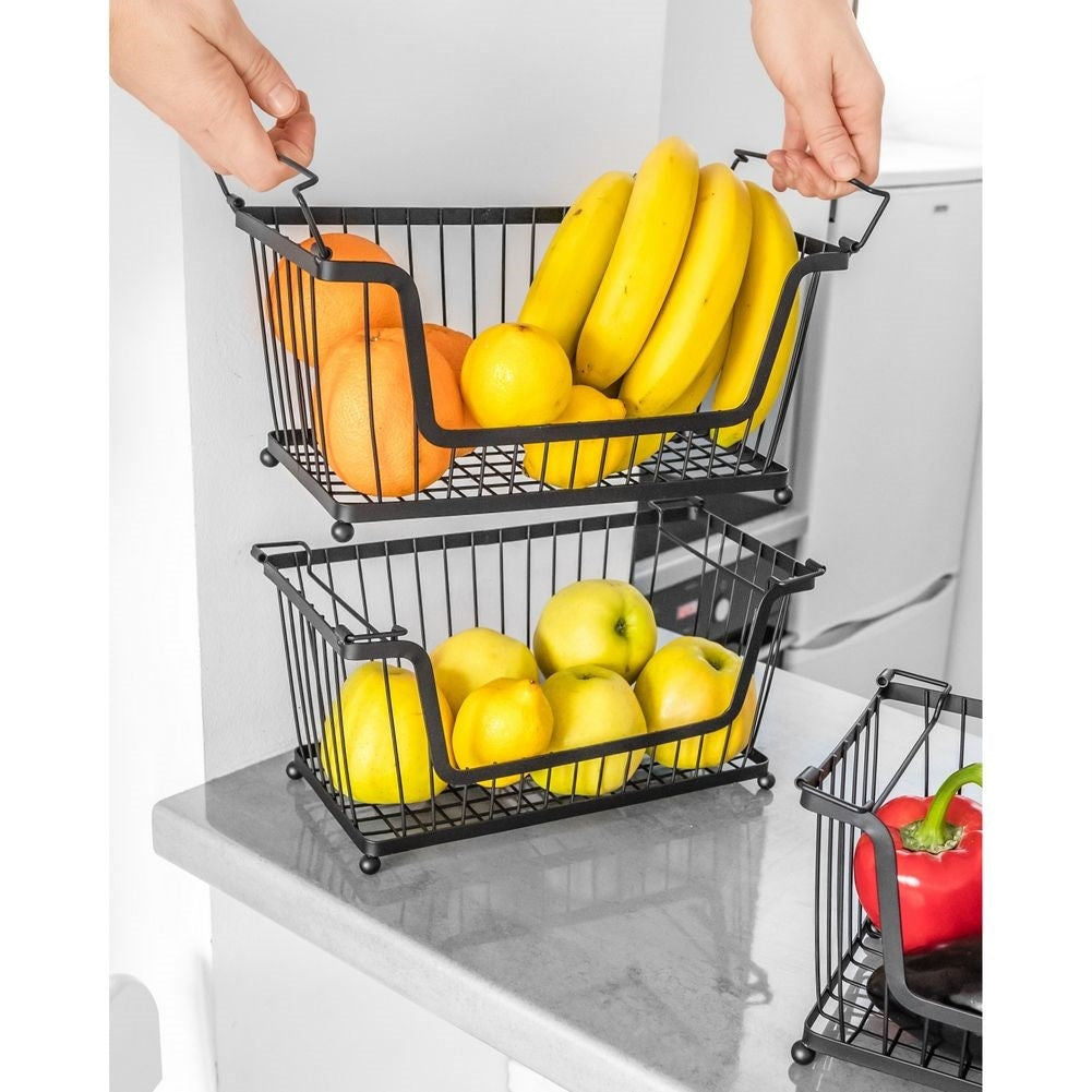 Fruit basket in black metal for fruit and vegetables