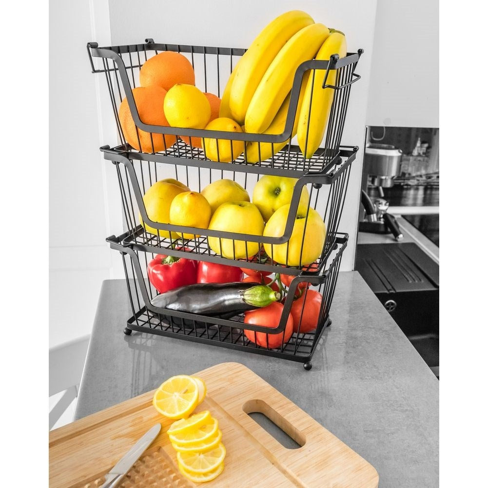 Fruit basket in black metal for fruit and vegetables