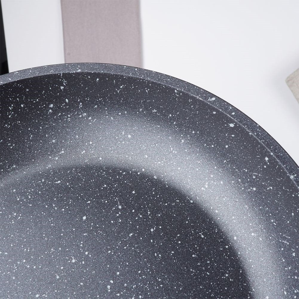 Frying pan: Non-Stick, Induction & Dishwasher safe