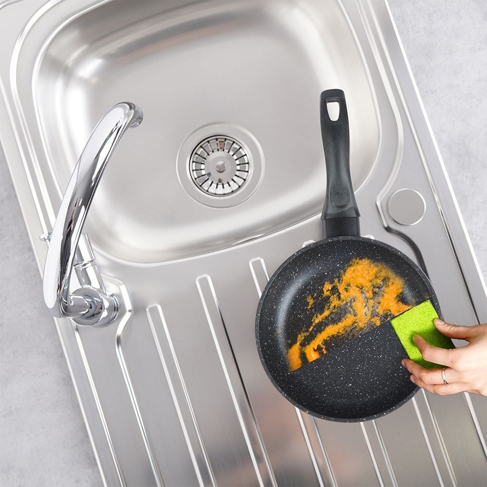 Frying pan: Non-Stick, Induction & Dishwasher safe