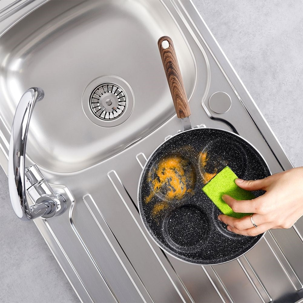 Frying pan for eggs and pancakes with non-stick granite