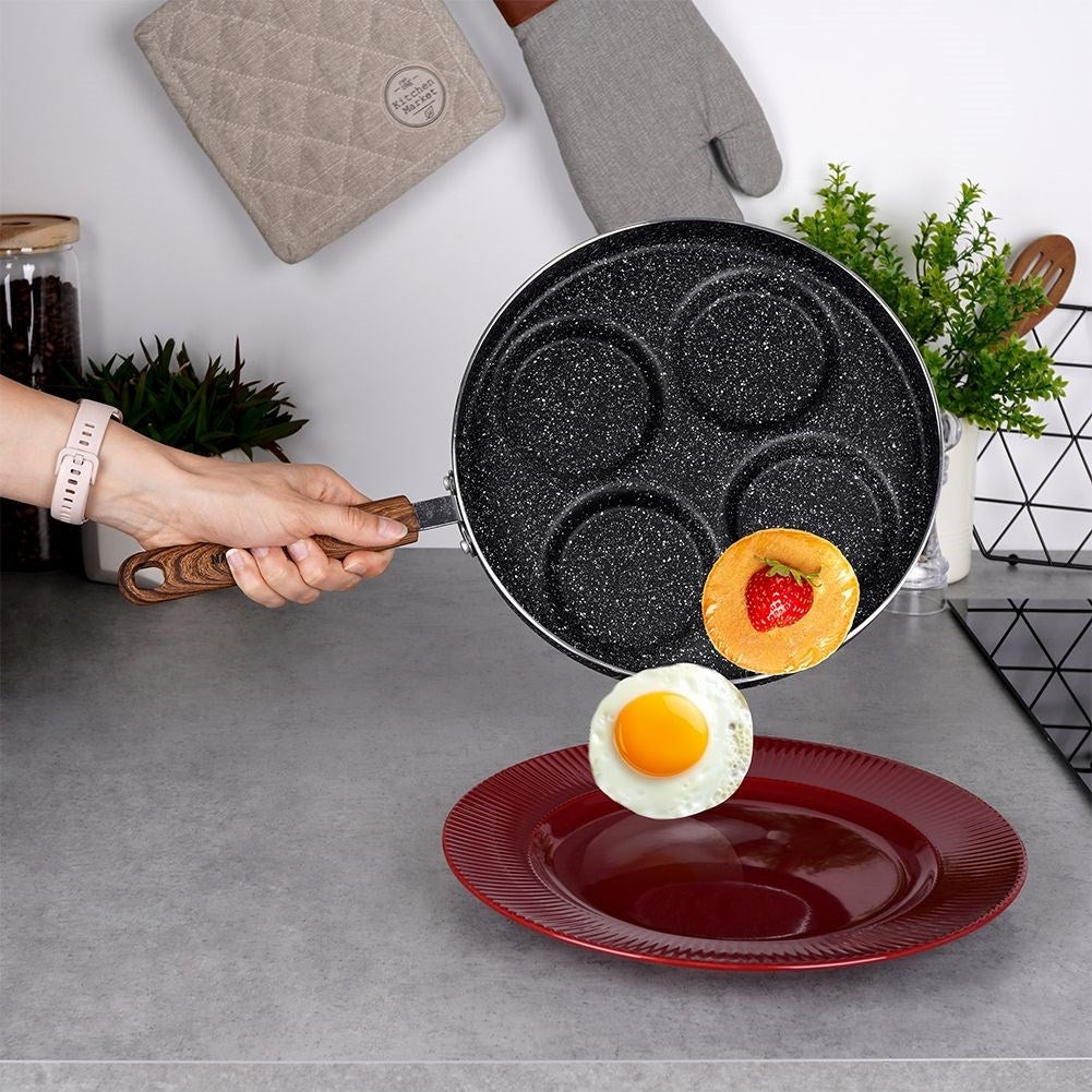 Frying pan for eggs and pancakes with non-stick granite